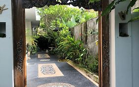 Laksmi Guest House